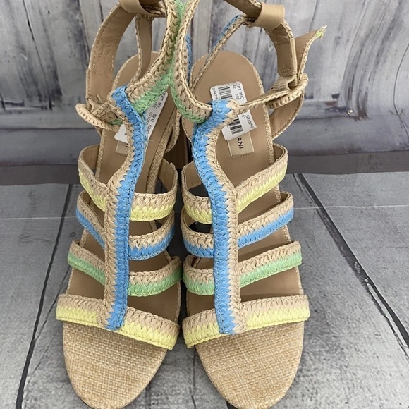 NWT,Antonio Melani Gwindolin Raffia T-Strap Dress Block Heeled Sandals Sz. 10 - Picture 8 of 10